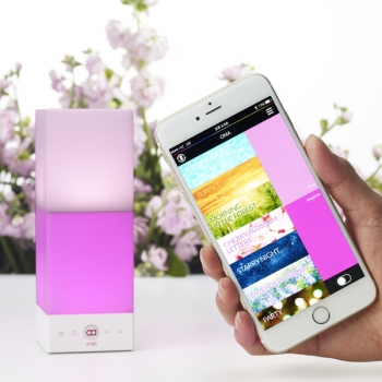 Onia® mini with the app chromotherapy