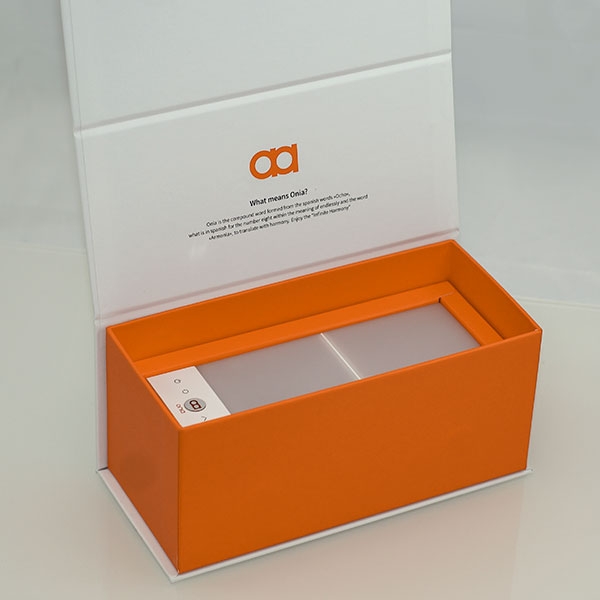Onia® mini - Light therapy lamp in gift box